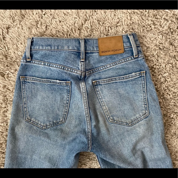 Aritzia Denim Forum - Bailey Cropped Flare - 23 - Picture 10 of 15